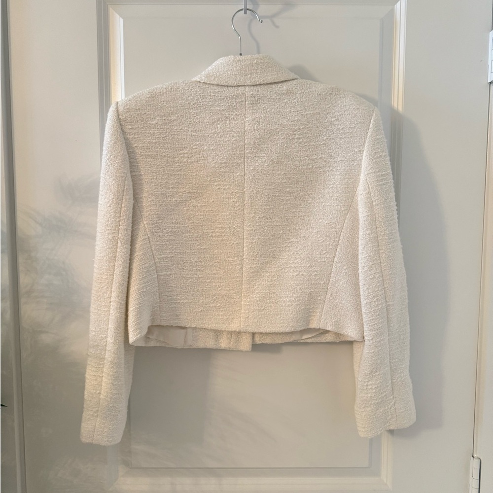 Zara textured jacket with gold buttons - Picture 2 of 4